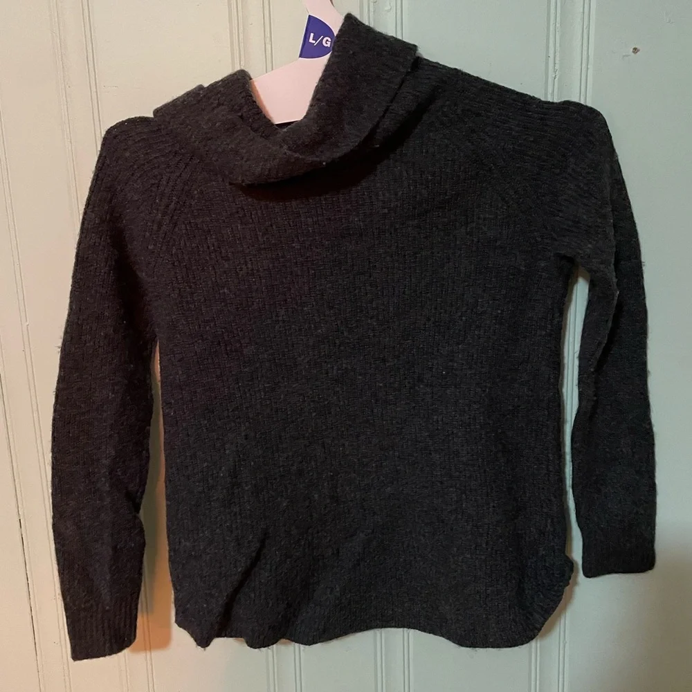 🔊 Tahari | Dark Grey Merino Wool Blend Cowl Neck - Picture 1 of 3